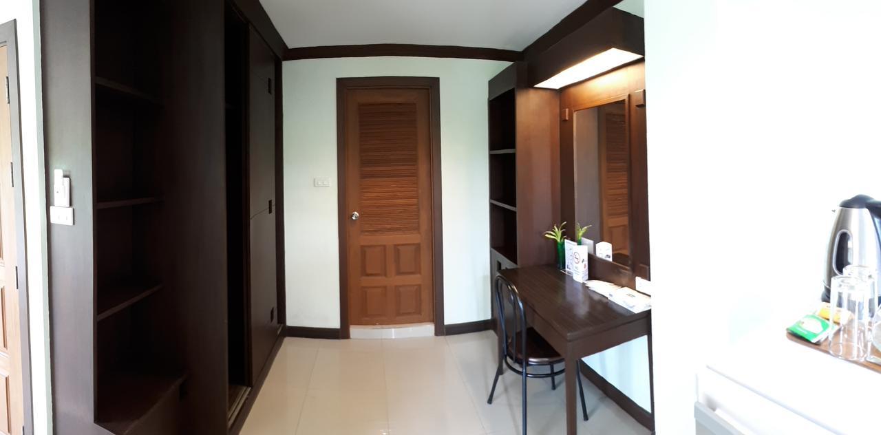 Daratalay - Jomtien Hotell Bang Lamung Exteriör bild