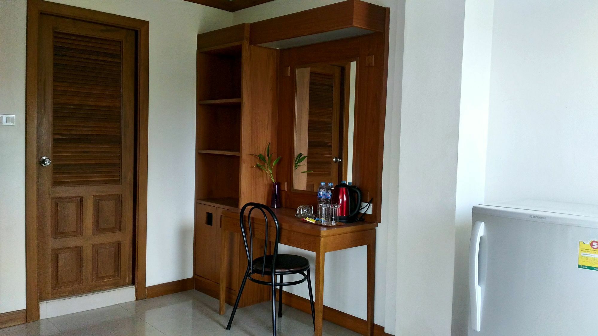 Daratalay - Jomtien Hotell Bang Lamung Exteriör bild