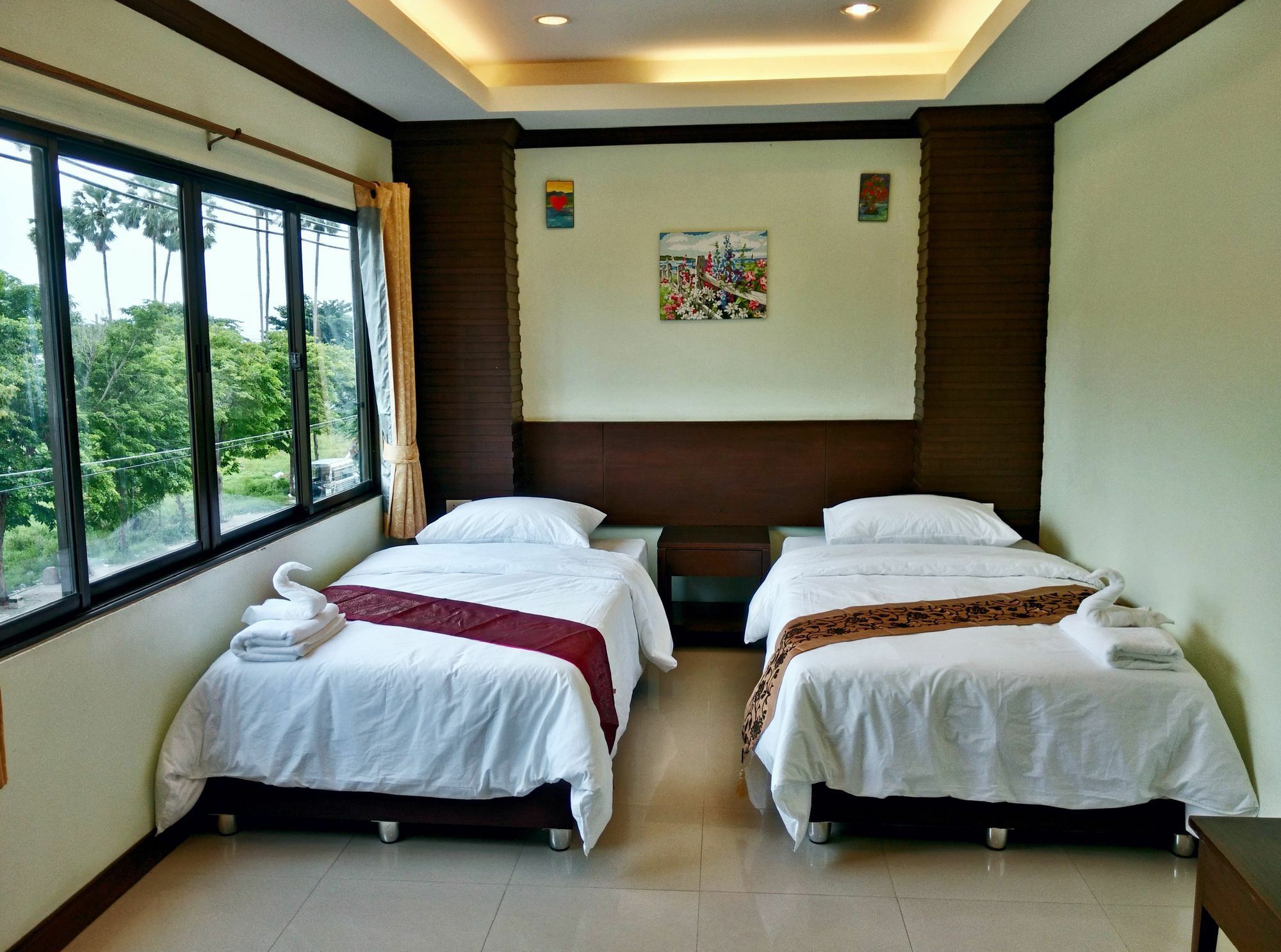 Daratalay - Jomtien Hotell Bang Lamung Exteriör bild